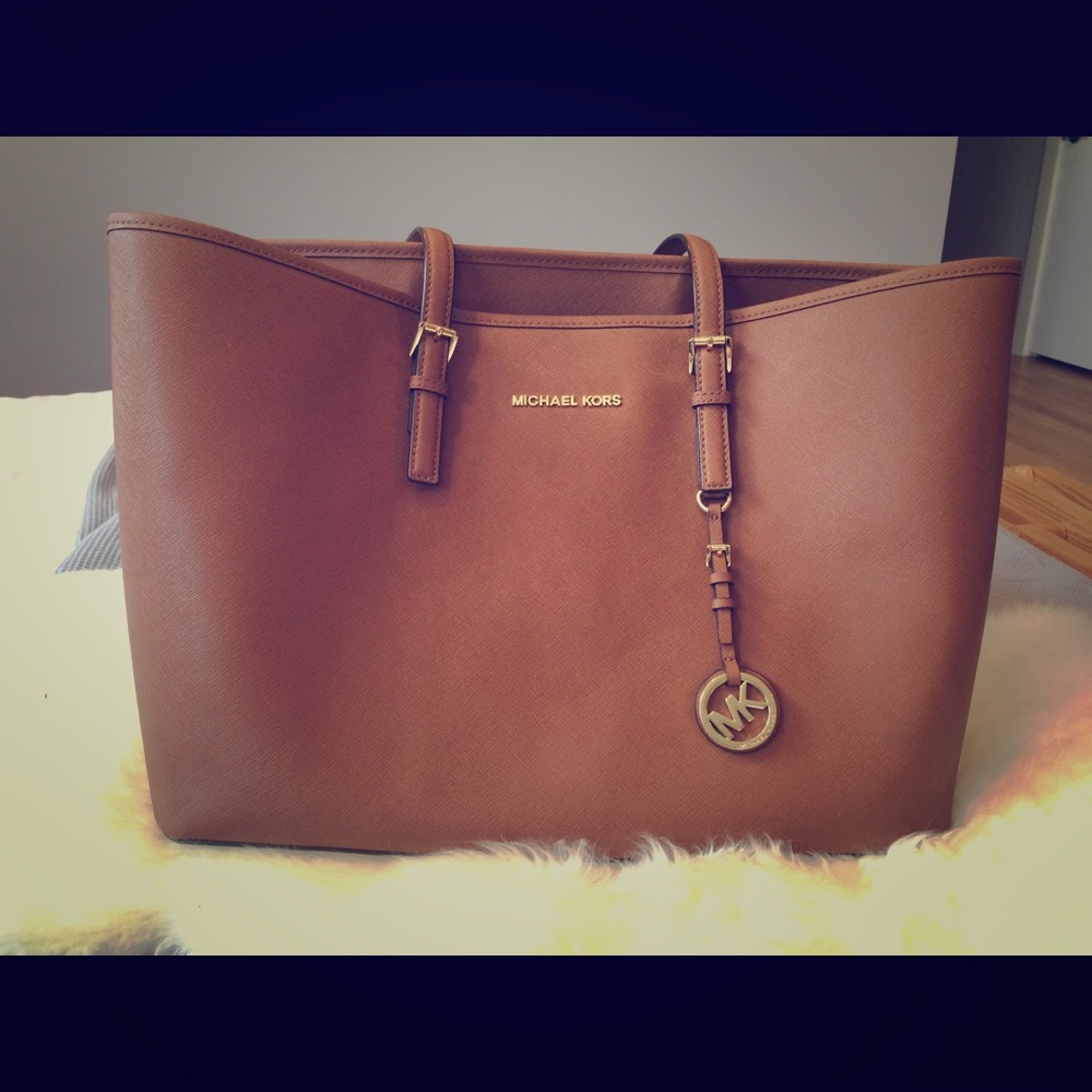 COPY - Michael Kors Jet Set travel leather tote